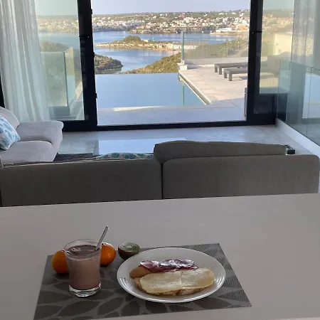 别墅 Modern With Stunning Ocean Views Cala Llonga (Menorca)