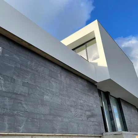 Modern With Stunning Ocean Views * Cala Llonga (Menorca)