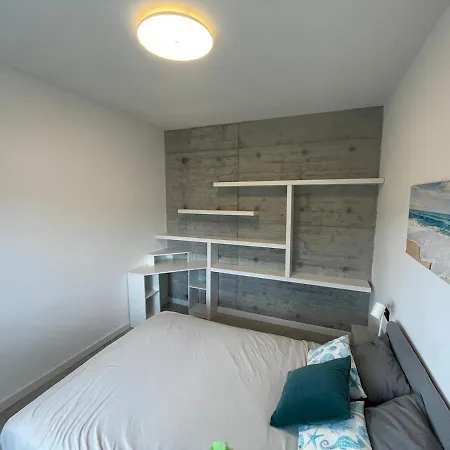 Modern With Stunning Ocean Views 别墅